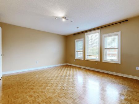 For Lease - 50 Thornton Crescent Unit# Upper Level, Vaughan, Ontario - Photo 4