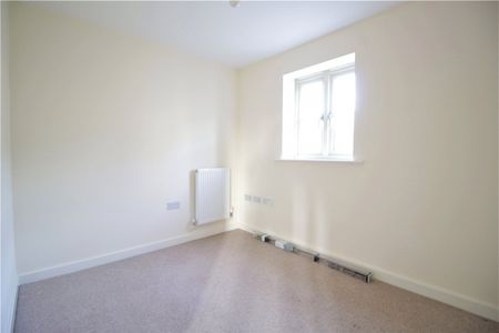 Fry Close, - Photo 5