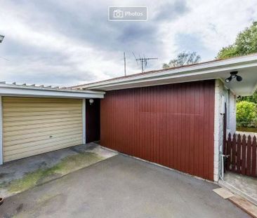 Upper riccarton sunny 2 bedroom house - Photo 1
