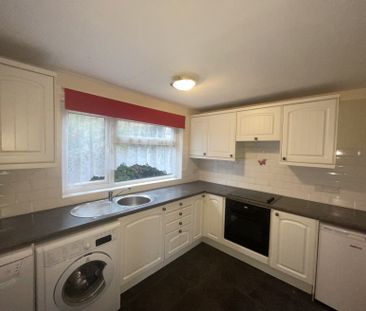 3 bedroom house to rent - Photo 3