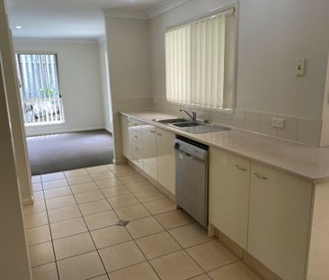 FAMILY HOME, CONVENIENT LOCATION - Photo 2