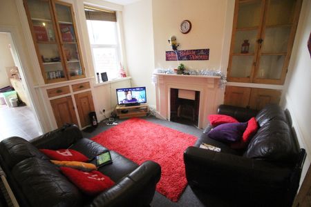 Inverness Place, Roath - Photo 4