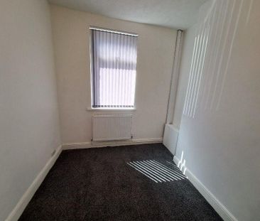 2 bedroom house to rent - Photo 2
