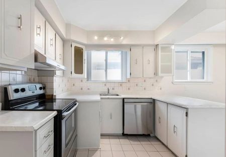 For Lease - 4 Dempster Street Unit# Main Fl, Toronto, Ontario - Photo 3