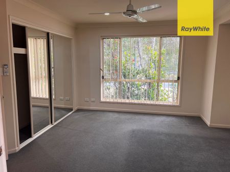 Spacious Family Living in Prime Location! - Photo 4