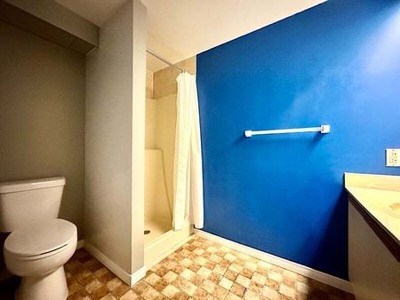 556 Laurier Avenue West Unit 1706 - Photo 2