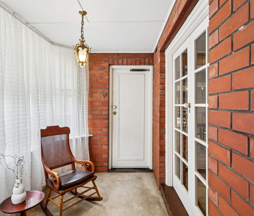 Coastal Home with Character - Photo 3