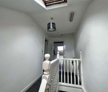 Top Floor, Stacey Road, Roath, Cardiff, CF24 - Photo 4