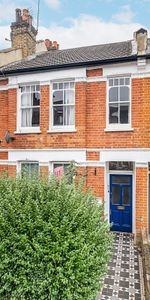 3 bedroom flat to rent - Photo 4