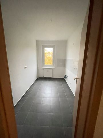 Sanierte 2 Raumwohnung mit Balkon! - Photo 3