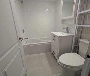 petit 3 1/2 Sainte-Catherine - Photo 2