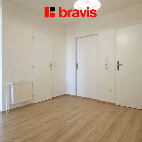 Pronájem bytu 2+kk, Brno - Žabovřesky, ul. Šmejkalova - Fotografie 1