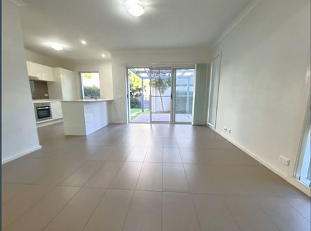 Perfectly Located Family Home Available Now! - Photo 3