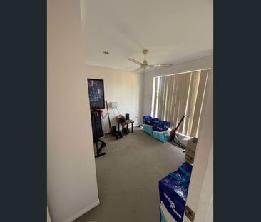 Modern Coastal Living in Beautiful Bargara - Spacious 4-Bedroom Fam... - Photo 3