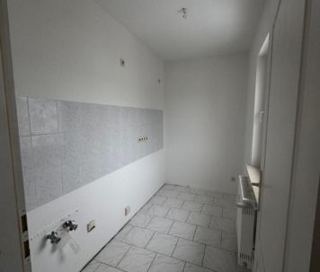 2- Zimmer Dachgeschosswohnung in Brandenburg - Photo 2