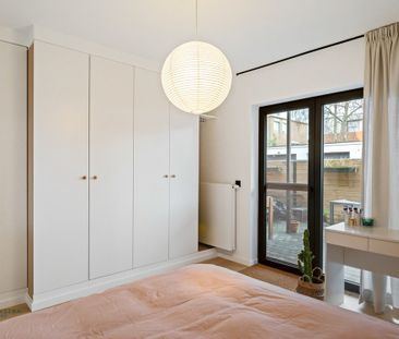 Gelijkvloers app. met 2 slpkrs en tuin te Edegem - Foto 6