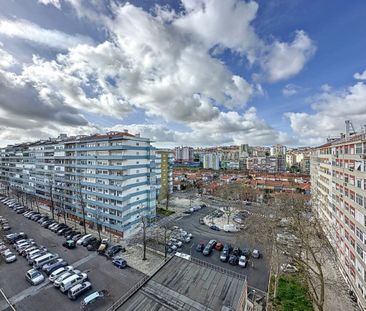 Luxury Flat for rent in Bairro de Santa Cruz, Benfica, Lisbon - Photo 3