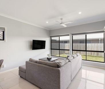 Family home available! - Photo 6