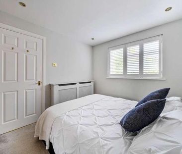 Batchelors, Pembury, TN2 - Photo 1