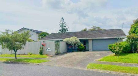 Sunny 4 Bedroom - Photo 2