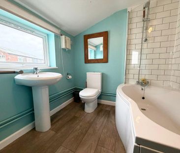 2 bedroom property to rent - Photo 3