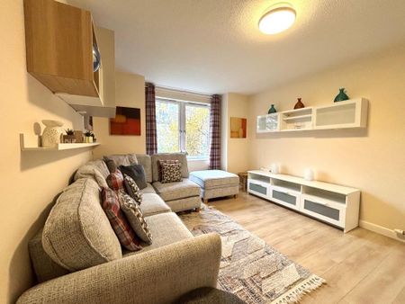 2 bedroom flat to rent - Photo 2