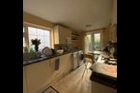 Room in a Shared Flat, Kensal Rise, NW10 - Photo 4