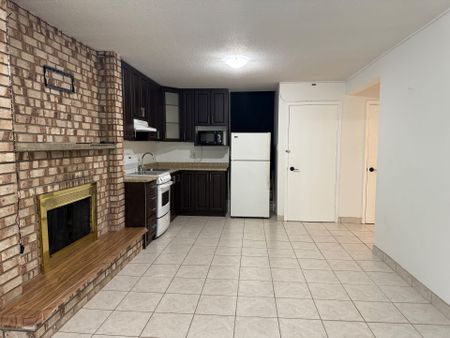For Lease - 7655 Wildfern Drive Unit# BSMT, Mississauga, Ontario - Photo 3