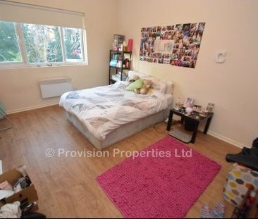 10 Bed Student Houses, Hyde Park, Leeds - Photo 2