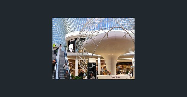 OVERSIZED TOWNHOUSE - Photo 1