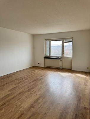 Bergslagsvägen, Kolsva - Foto 1