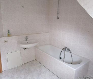 Großzügige 2-Zimmer Dachgeschosswohnung mit Abstellkammer - Photo 3