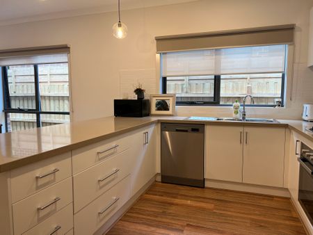 4 Bedroom Home - Photo 2