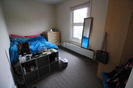 Donnington Gardens, Reading, RG1 - Photo 4