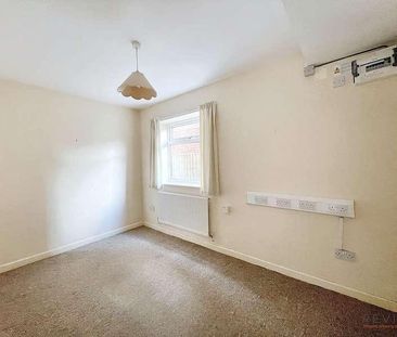 Markham Drive, Southport, PR8 - Photo 5