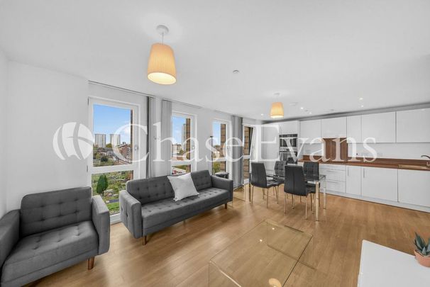 3 bedroom flat to rent - Photo 1