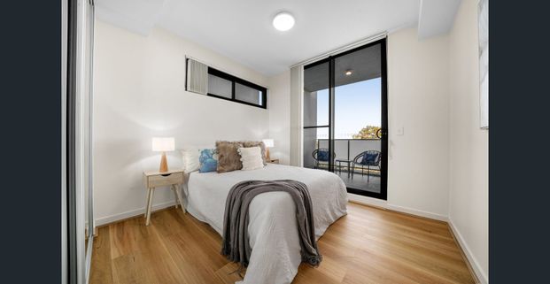 Modern Apartment Living in the Heart of Westmead! - Photo 1