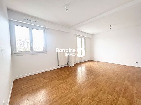 Location appartement à Lorient, 4 pièces 80.54m² - Photo 2