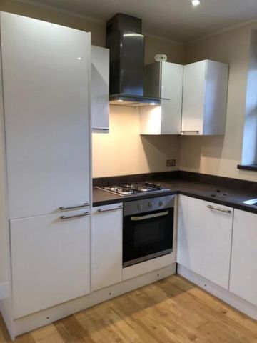 Terrace Road, Walton-On-Thames KT12, London - Photo 4