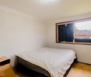 “Three Bedroom House with a Retreat in a Quiet Street” - Photo 1