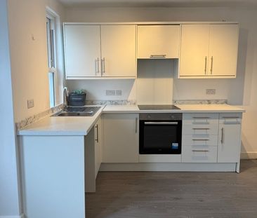 2 Bed Flat, Linton Road, BN3 - Photo 5
