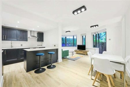 Montague Close, London Bridge, SE1 - Photo 2