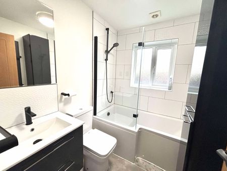 2 bedroom terraced house to rent - Photo 5