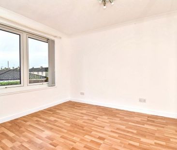 3 bedroom detached bungalow to rent - Photo 6