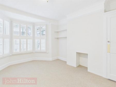 2 bedroom maisonette to rent - Photo 4