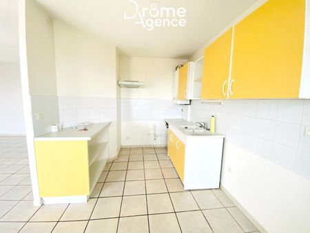 Location Appartement 2 pièces 53m² ST MARCEL LES VALENCE 26320 - Photo 3