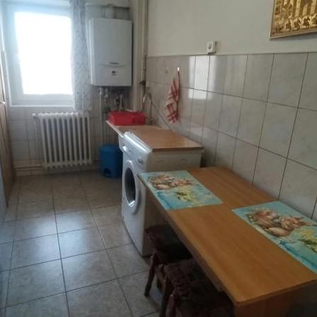 Centru apartament 55 mp, 2 camere, decomandat, de inchiriat, Hala Centrala - BRD, Cod 163459 - Photo 1