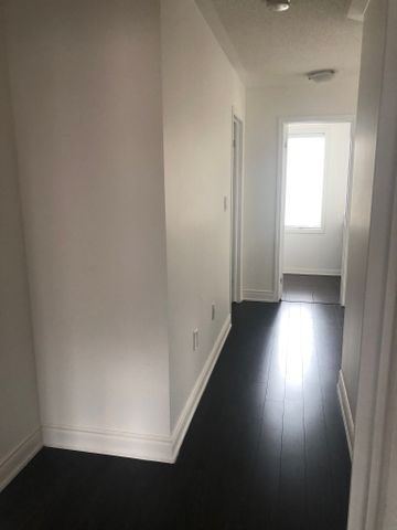 For Lease - 896 Thompson Road, Milton, Ontario - Photo 2