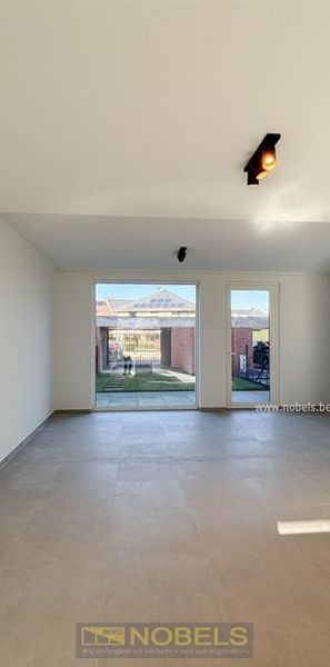 Te huur, BIJNA-ENERGIENEUTRAAL nieuwbouwwoning te Oudenaarde - Foto 1