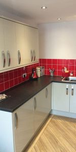 Mixed use to rent - Photo 4